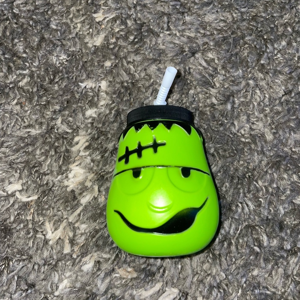 Child Frankenstein cup with lid and straw